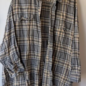 Old Navy Gray Plaid Women's Top